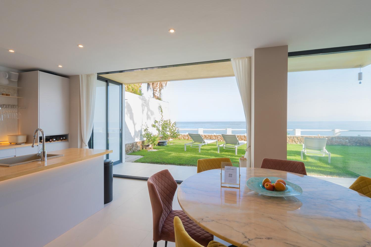 Ferienwohnung Private 250Sqm Garden Duplex, Jacuzzi, Cinema, Sea View Escape Torremolinos Exterior foto